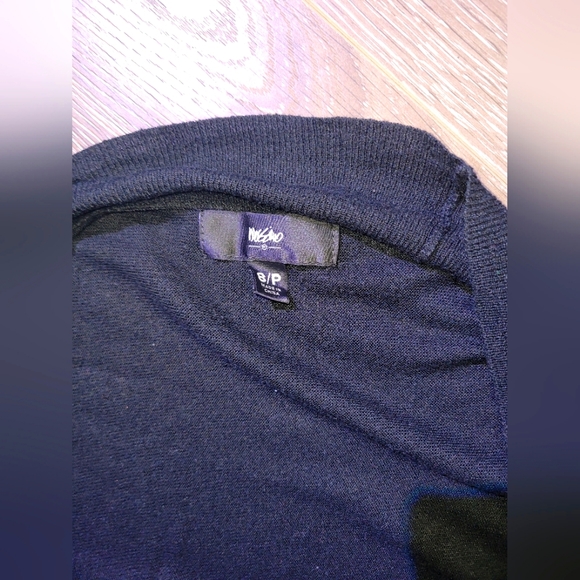 Mossimo 3/4-Sleeve Light Sweater - Picture 2 of 2